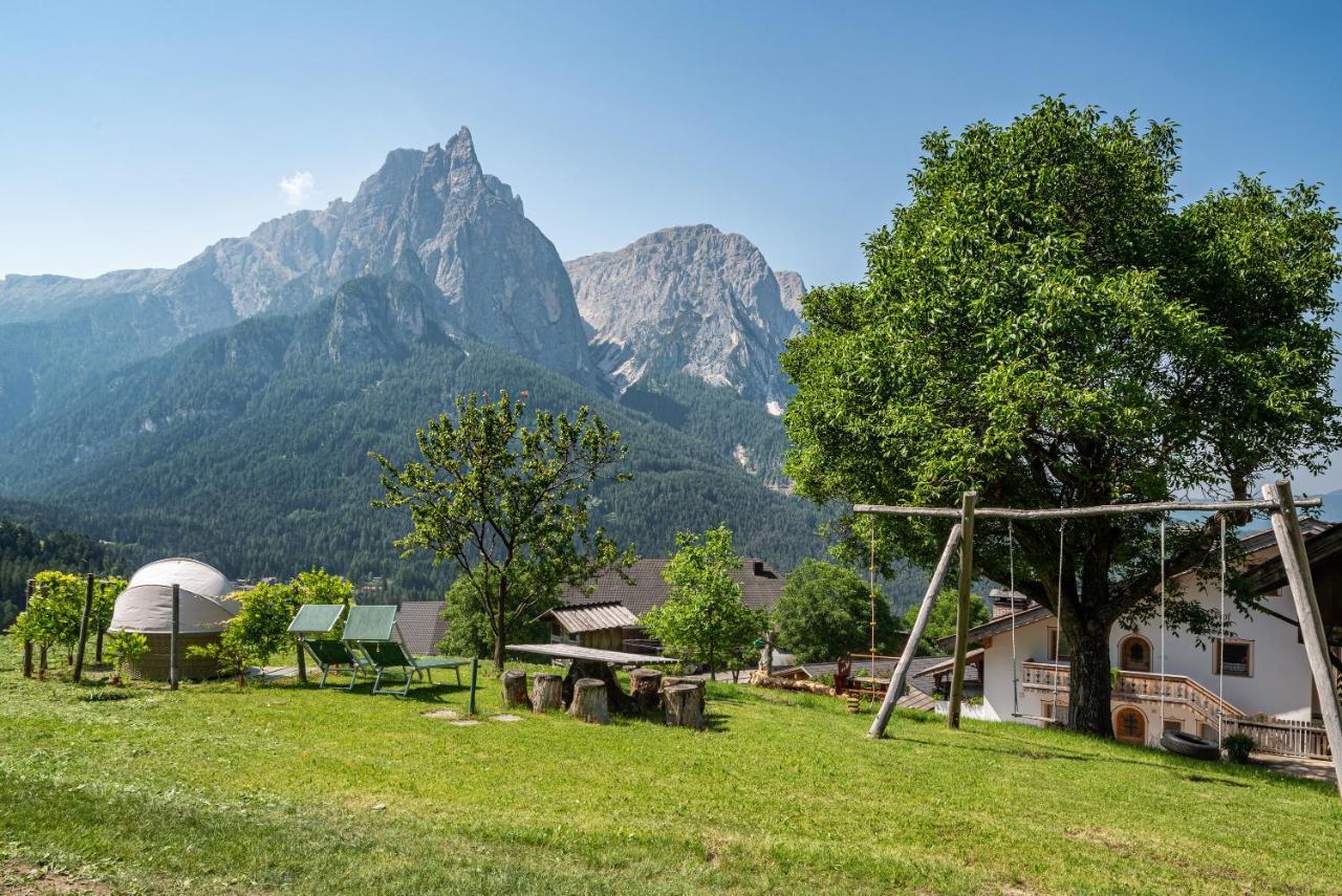 Schildberghof Panorama Apartment Siusi Exterior photo